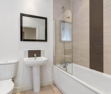 9 Lady Wallace Crescent, Lisburn, BT28 3GP - Photo 6