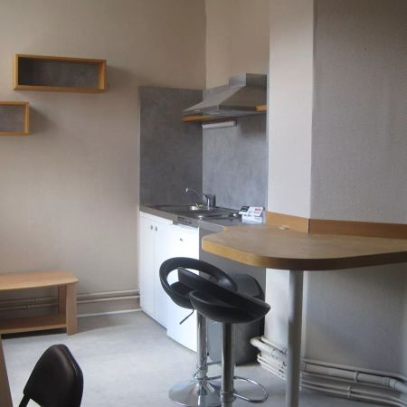 À louer : Appartement meublé 2 pièces au coeur de Saint Quentin - Photo 3