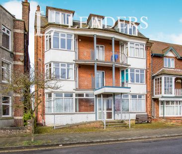 2 bedroom apartment to rent South Parade, Skegness, Lincolnshire, PE25 - Photo 1