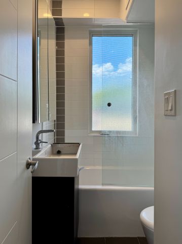 For Lease - 1415 Gerrard Street Unit# 2, Toronto, Ontario - Photo 3