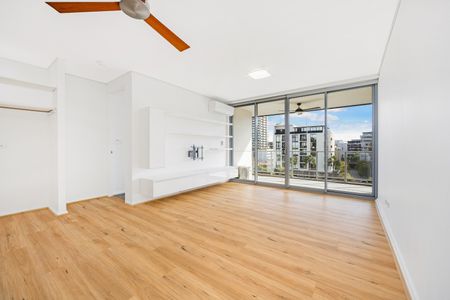 402/18 Amelia Street, Waterloo NSW 2017 - Apartment For Rent | Domain - Photo 2