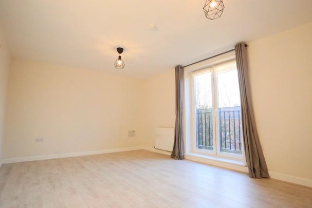 2 bedroom flat to rent - Photo 1