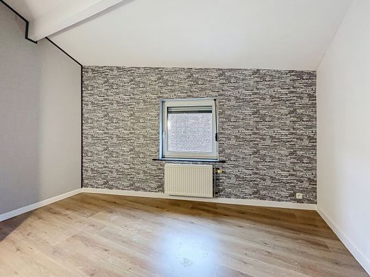 Rijwoning met 2 slpks - Photo 1