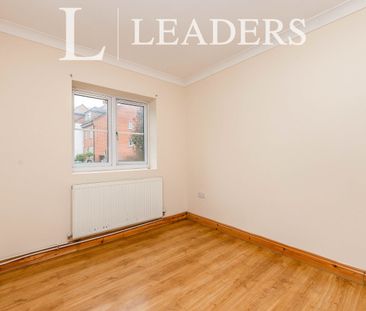 3 bedroom terraced to rent Chene Mews - Photo 4