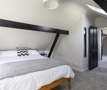 1 bedroom detached house to rent - Photo 5