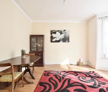 4 bedroom terraced house to rent - Photo 4