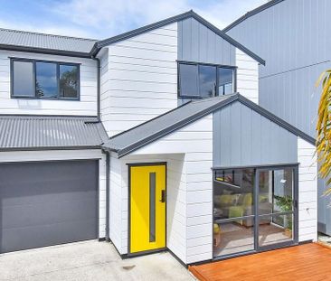 Sunny and Spacious house in great location - Photo 6