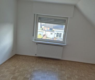 Hochwertige Vierzimmer Wohnung mit Loggia in Hückeswagen - Photo 2