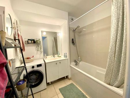 Location appartement récent 3 pièces 62.2 m² à Montpellier (34000) - Photo 2