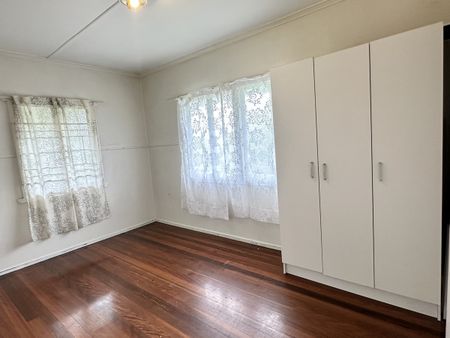 Convenient one bedroom flat in vibrant Newmarket! - Photo 5