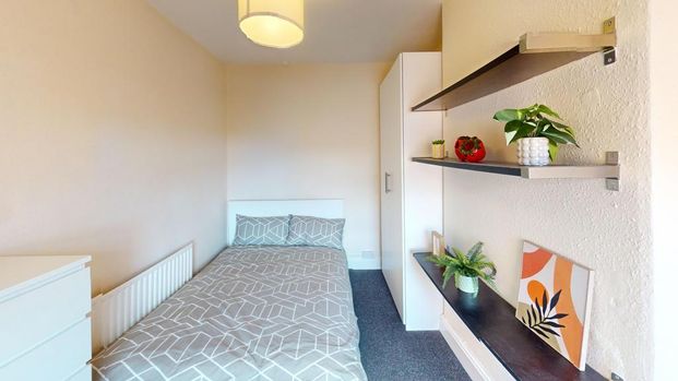 3 bedroom terraced house to rent - Photo 1