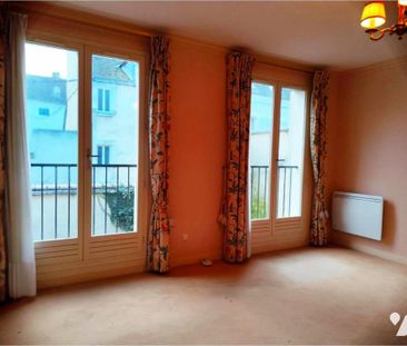 BEL APPARTEMENT F2 (63 m2) AVEC TERRASSE - Photo 1