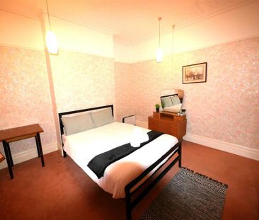 10 bedroom house to rent - Photo 2