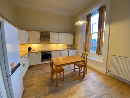 6 bedroom flat to rent - Photo 3
