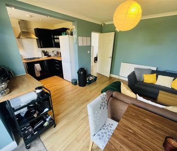 Cropthorne Road, Bristol - Photo 2