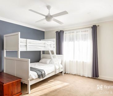 Spacious Family Home Just 350m from Werri Beach – Ideal for Coastal... - Photo 5