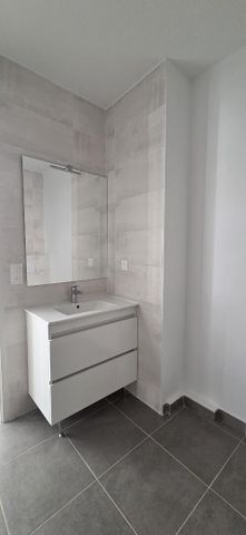 location Appartement T2 DE 38.9m² À LA SEYNE SUR MER - Photo 5
