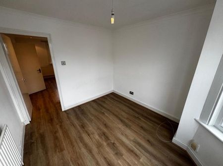 Montagu Road, London - Photo 2