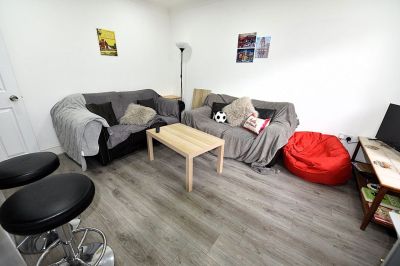 3 bedroom House in Mayville Terrace, Leeds - Photo 2