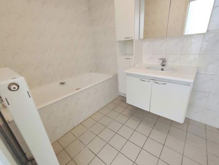 Appartement 5ème étage avec ascenseur à 6000 Charleroi - Foto 4