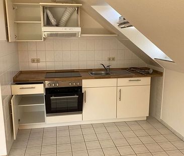 1 Zimmer Dachgeschosswohnung mit Balkon - Foto 1