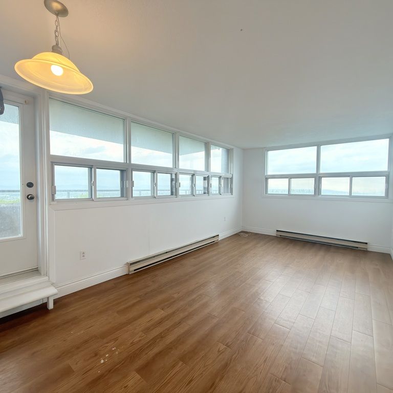 3.5 Tout Inclus Près De L'Uni Laval - Photo 1