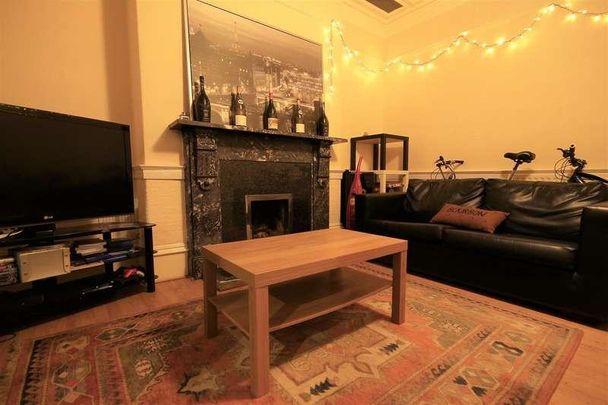 Queens Terrace, Jesmond, Newcastle Upon Tyne, NE2 - Photo 1