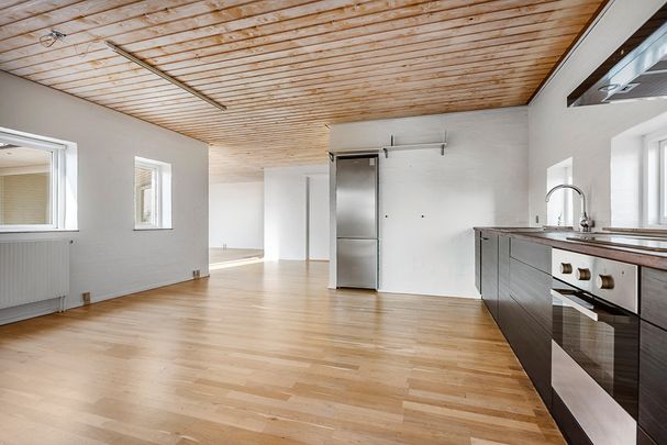 Unikt rækkehus på Strandvejen med panoramaudsigt over Øresund - Foto 1