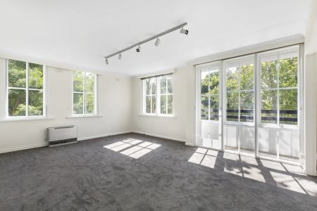 Unit 3/89 Caroline Street, - Photo 4