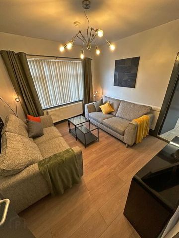 Room 5, Elimgrove St, Belfast, BT14 6LB - Photo 3