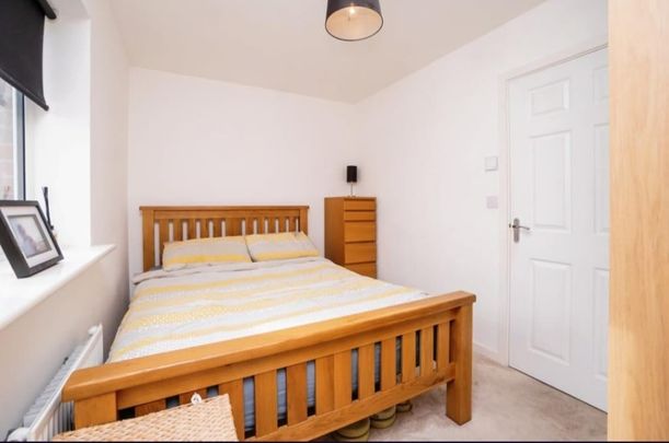 2 Bed Flat, Deep Pit Road, BS5 - Photo 1