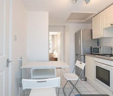 Studio to rent - Photo 6