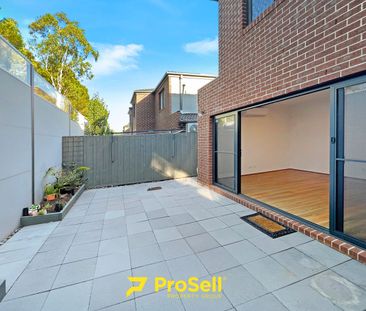 38 Innes Court, Berwick, Vic 3806 - Photo 1