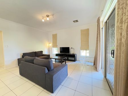 Modern 3 Bedroom, 2 Bathroom House In Ocean Eyre Area - Photo 5