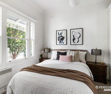 17 Moore Street, South Yarra VIC 3141 - House For Rent | Domain - Photo 4