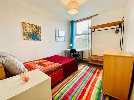 Whitby Road, Fallowfield, Manchester, M14 - Photo 3