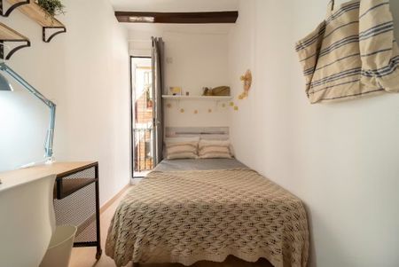 Carrer de la Lluna, Barcelona, Catalonia 08001 - Photo 5