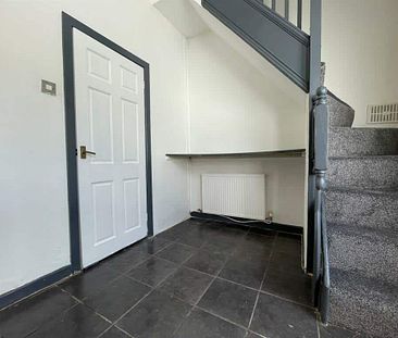 2 Bedroom Terrace House to Rent in Ashton - Photo 2