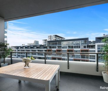 Luxurious Sunny North-Facing Apartment - Photo 4