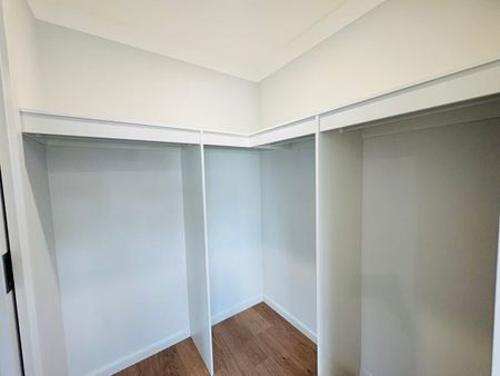 24 Fuzzweed Road, Leppington NSW 2179 - House For Rent | Domain - Photo 2