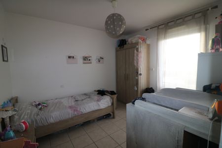 Location Appartement 3 pièces 69m² LA TALAUDIERE 42350 - Photo 3