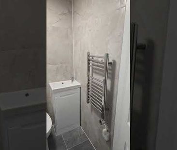 Studio Flat, Beaconsfield Road, N11 - Photo 5