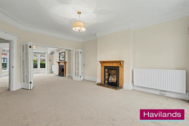 5 bedroom detached house to rent - Photo 1