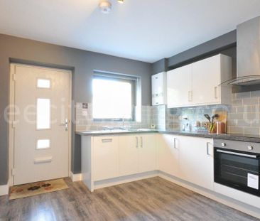 4 bedroom house to rent - Photo 3