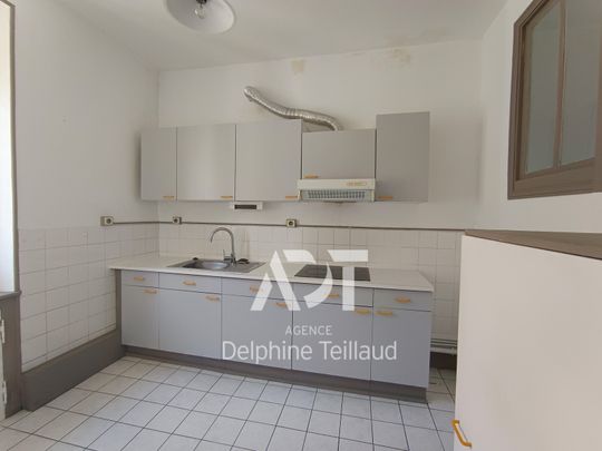 Location Appartement 1 pièce 38m² GRENOBLE 38000 - Photo 1
