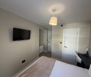 1168, Neath Road, Swansea - Photo 6