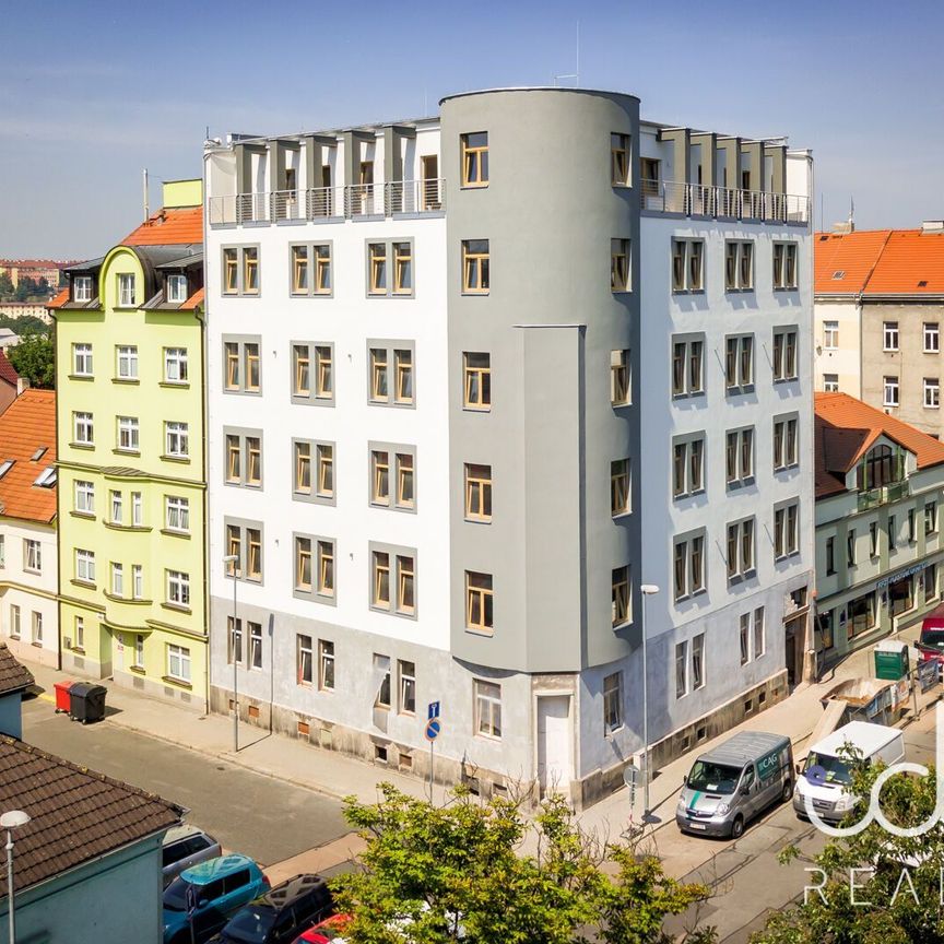 Pronájem bytu 2+kk - Fotografie 1
