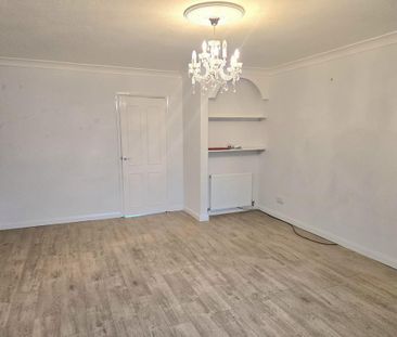 4 bedroom detached house to rent - Photo 1