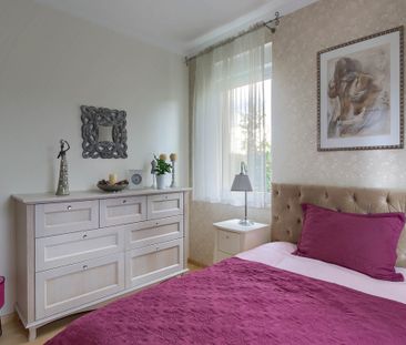 Komfortowe z balkonem w kameralnej willi miejskiej - Photo 6