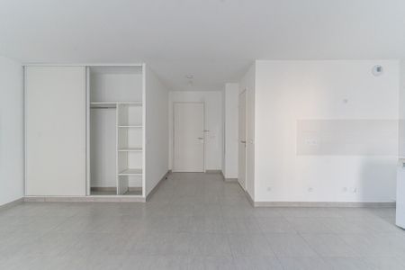 location Appartement T1 DE 38m² À MARSEILLE - Photo 2
